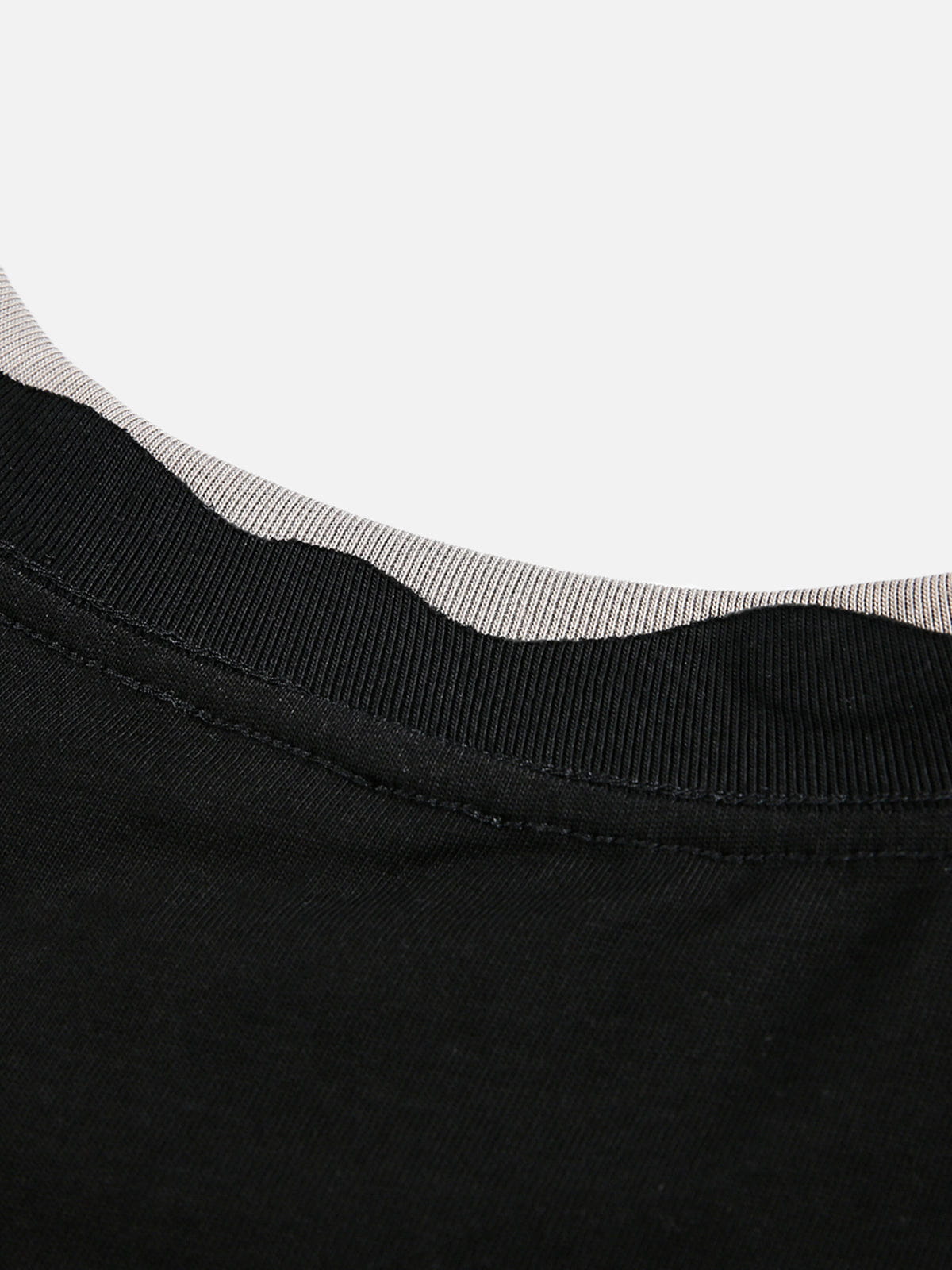 Aelfric Eden Blur Graphic Tee - Image 4
