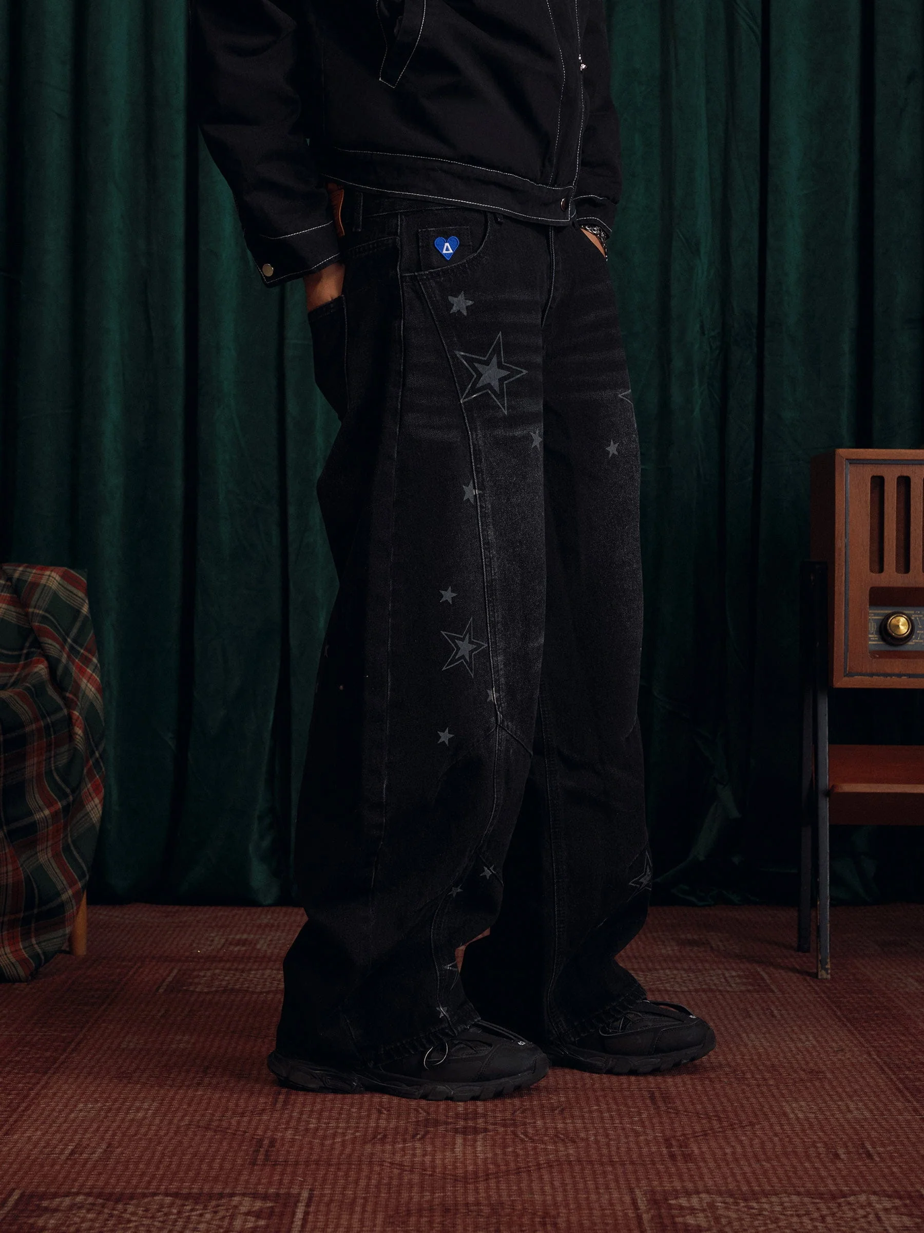 Aelfric Eden Baggy Barrel Star Jeans - Image 4